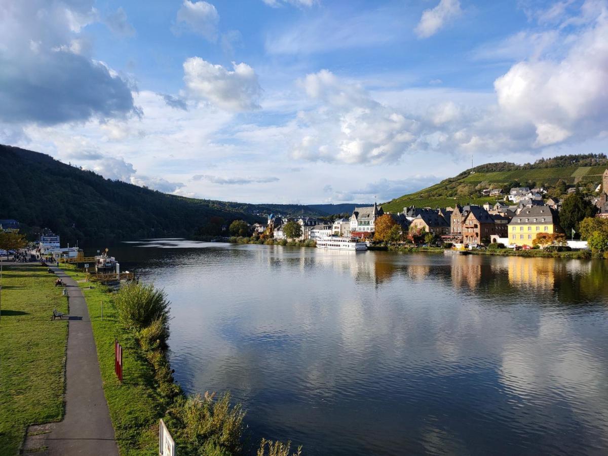Kleine Moselruhe - Gemuetliche Ferienwohnung Bis 3 Personen - Zentral In Traben-Trarbach Exterior foto
